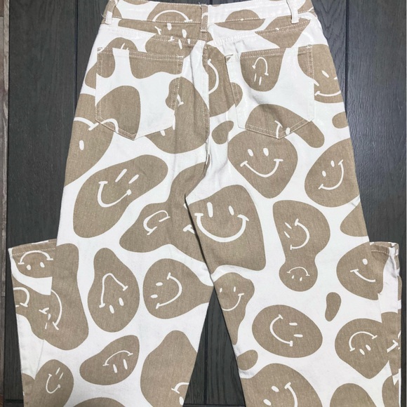 Bailey Rose Smiley Face Jeans - Picture 8 of 8